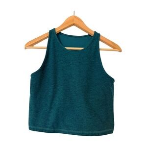 Vuori Clean Elevation Tank